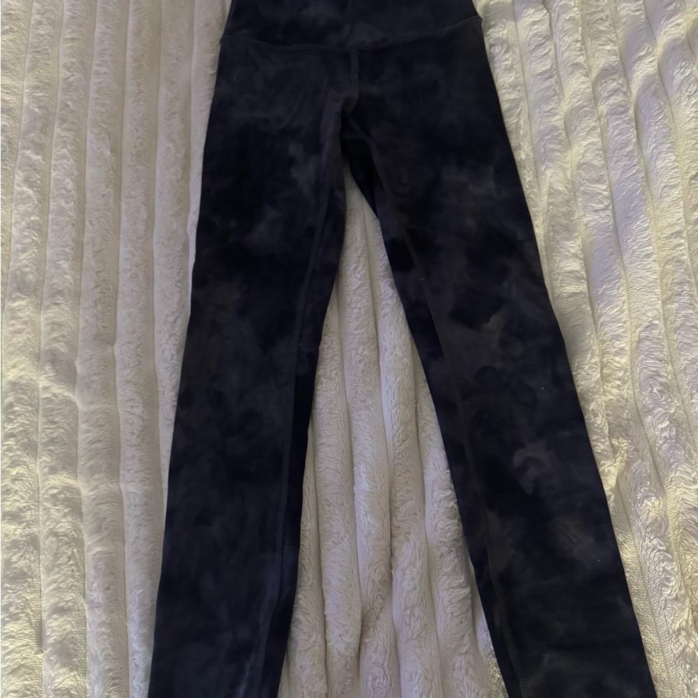 Black Tie-Dye Leggings